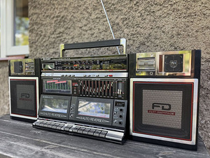 SHARP WF-939 BOOMBOX, HARULDANE, HEAS SEISUS (1 foto / 5)