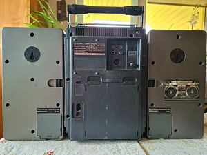HITACHI TRK-9150E kassettraadio Japan (2 foto / 3)