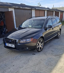 Volvo v70 2.4d (1 фото из 10)