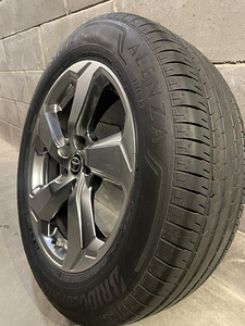 Veljed+rehvid Toyota (1 foto / 6)