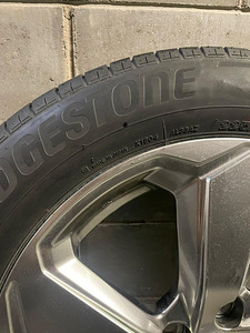Veljed+rehvid Toyota (5 foto / 6)