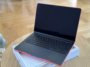 MacBook Air M3 13,6'' 16GB/512gb 2024 (1 foto / 7)