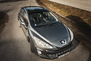 Peugeot 308 HDI Autom. (2 foto / 15)