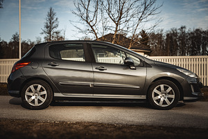 Peugeot 308 HDI Autom. (3 foto / 15)