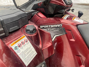ATV Polaris Sportsman 850 EFI 2011 (6 foto / 9)