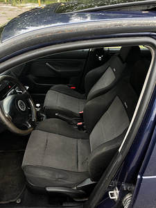 Volkswagen Golf 4 GTI 2.3 110kw Recaro. (7 foto / 11)