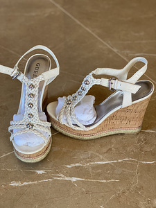 Guess размер 40, туфли (2 фото из 4)