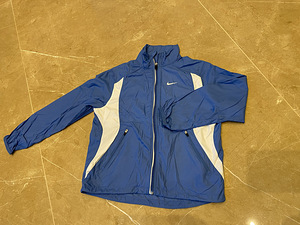 Nike suurus 128-140 (4 foto / 6)
