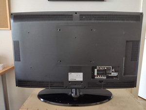 Samsung 32 tolli lcd teler LE32S81B (5 foto / 5)