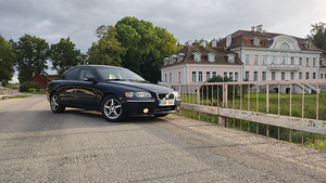 Volvo S60 D5 SUMMUM 2.4 136kW (1 foto / 15)