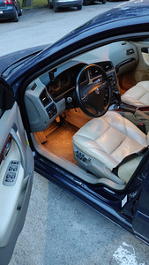 Volvo S60 D5 SUMMUM 2.4 136kW (5 foto / 15)