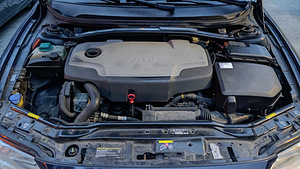 Volvo S60 D5 SUMMUM 2.4 136kW (10 foto / 15)
