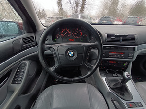 BMW E39 523i 2.5 R6 M52 125kW (14 foto / 15)