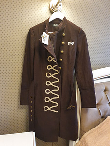 Uus mantel D&G, suurus S (3 foto / 3)