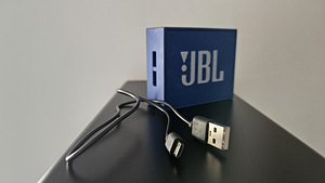 Колонка JBL GO (2 фото из 2)