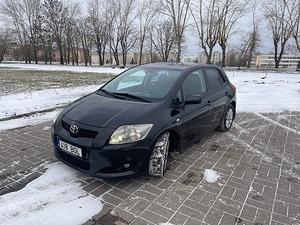 Toyota Auris 2.2d 130kW (1 foto / 4)