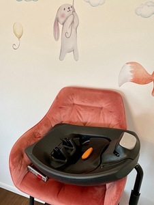 Turvahäll Cybex (CBX) Aton + Cybex Isofix (4 foto / 4)