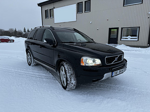 Volvo XC90 2.4 136KW (2 foto / 9)