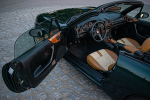 Mazda MX-5 (7 фото из 15)