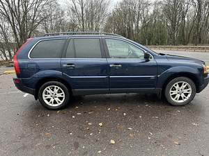 Volvo xc90 (3 фото из 8)