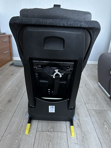Maxi Cosi TobiFix 9-18 кг с креплениями isofix (4 фото из 5)