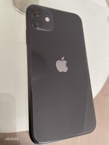 iPhone 11 черный (фото #1)