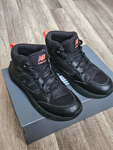New Balance 40 suurus (1 foto / 9)