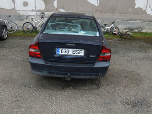 Volvo S80 (4 foto / 5)
