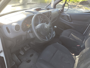 M/V Citroen Berlingo (6 foto / 10)
