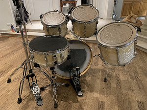 TAMA ROCKSTAR TRUMMIKOMPLEKT (8 foto / 9)