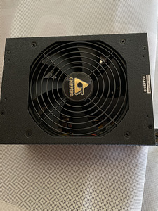 Chieftec Powersmart GPS-1450C 80+ Gold 1450w (4 foto / 4)