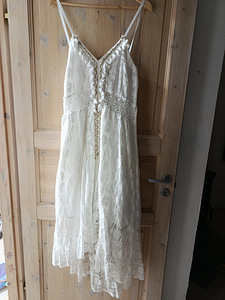 Pikk valge kleit l/xl (1 foto / 2)