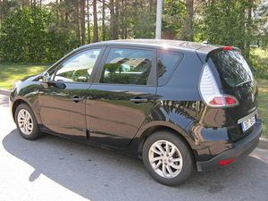 Renault Scenic 3 1.5 dCi 81kW 2015a. (6 foto / 9)