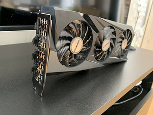 Gigabyte RTX 3060 gaming oc 12g rev 2.0 (1 foto / 5)