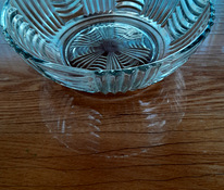 Стеклянная чаша