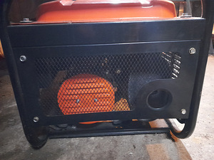 Generaator "Super Chart" 6,5 HP (5 foto / 10)