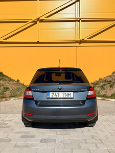Škoda Fabia (5 foto / 15)