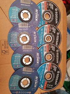 Продам отрезные диски 1.6 (5 фото из 5)