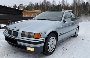 BMW 318ti compact e36 varuosadeks (2 foto / 9)