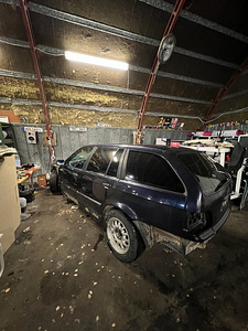 BMW e36 318 touring varuosadeks (3 foto / 9)