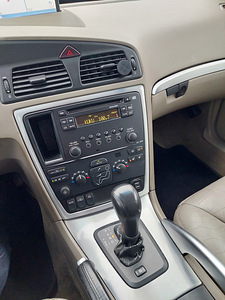 VOLVO XC 70 (11 foto / 12)