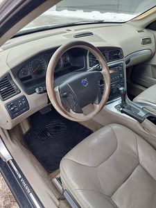 VOLVO XC 70 (7 foto / 12)