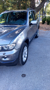 BMW X5 (3 foto / 10)