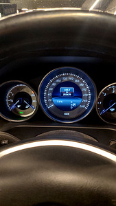 Mercedes-Benz E 220 2.2 E BLUE TEC (15 foto / 15)