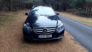 Mercedes-Benz E 220 2.2 E BLUE TEC (7 foto / 15)