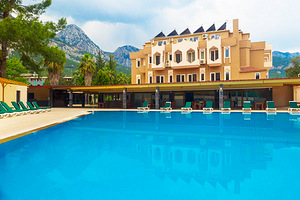 ALEXIUS BEACH HOTEL (1 foto / 9)