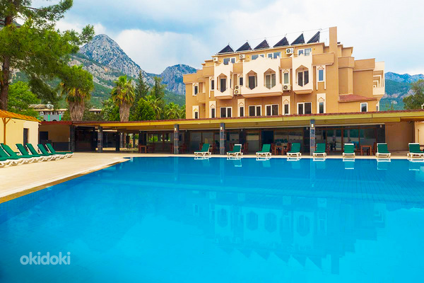 ALEXIUS BEACH HOTEL