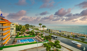 ARSI PARADISE BEACH HOTEL (6 foto / 10)