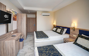 ARSI HOTEL (1 фото из 7)
