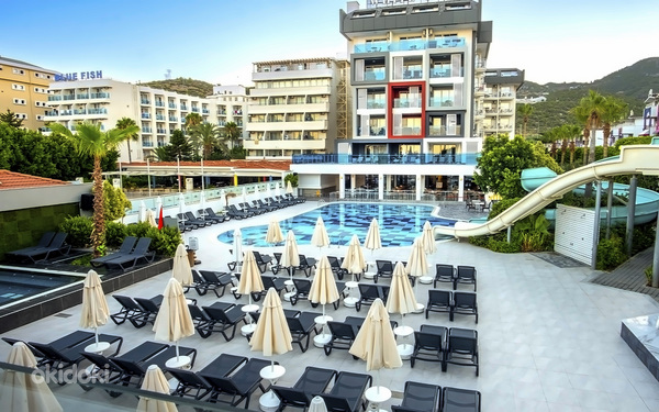 WHITE CITY BEACH HOTEL
